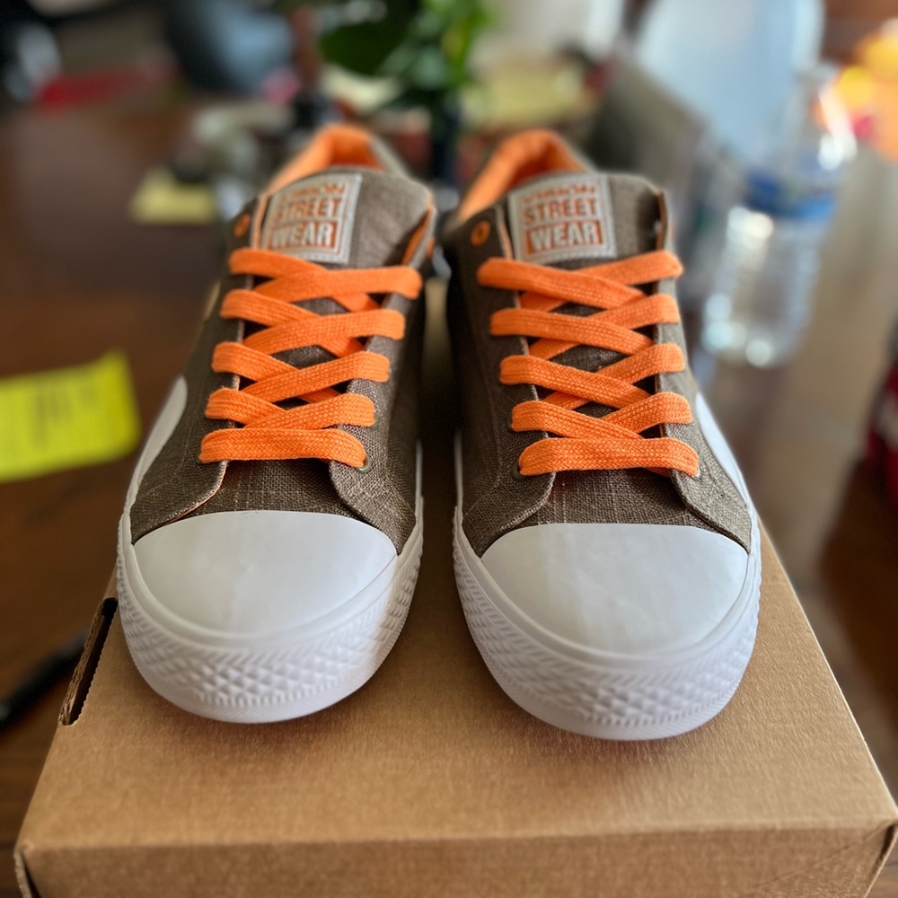 Vision Street Wear- Beige & Orange - with Ollie Pad